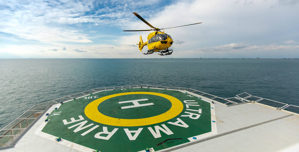 Ultramarine Helicopter