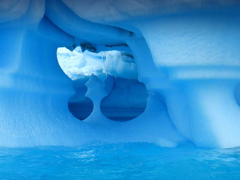 南极捷运：飞越德雷克海峡（飞去船回）