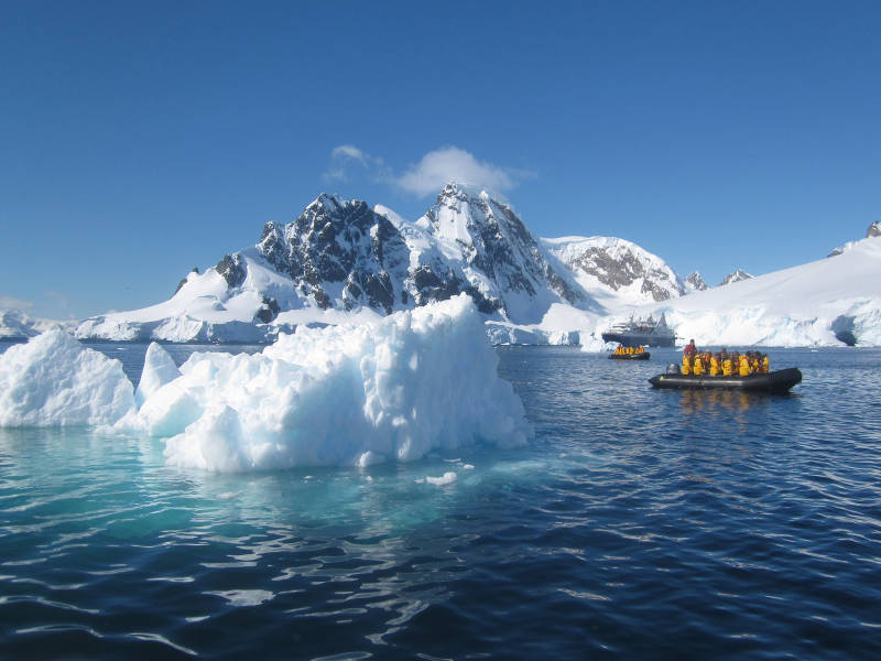 Photo taken by Quark passenger