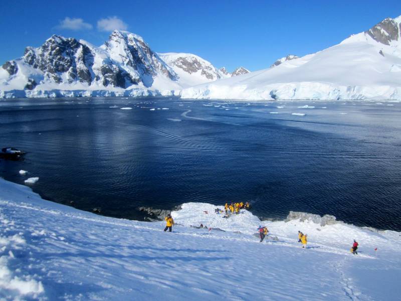 Photo taken by Quark passenger