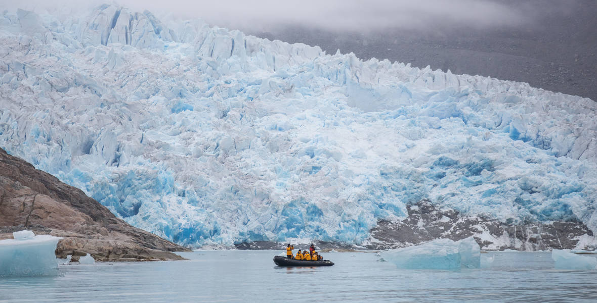 zodiac cruise kvenefjord east greenland