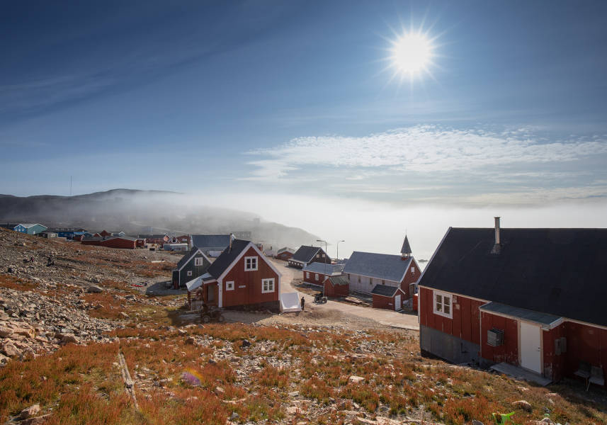 冰岛到格陵兰岛：日全食壮观上演