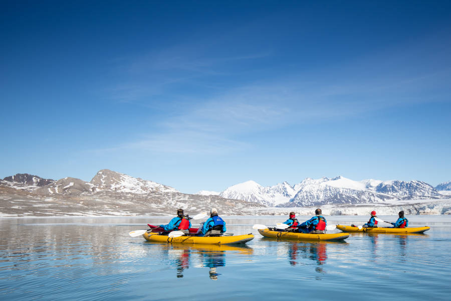 平台式独木舟 (Paddling Excursion)