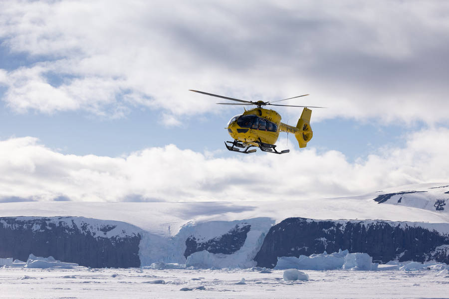 直升机探秘南极：南极半岛及穿越南极圈