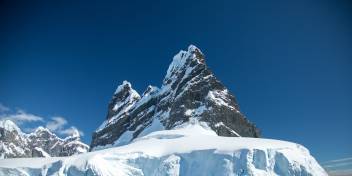 南极半岛 (Antarctic Peninsula)