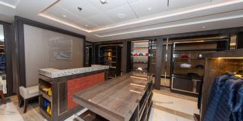 Polar Boutique aboard World Explorer