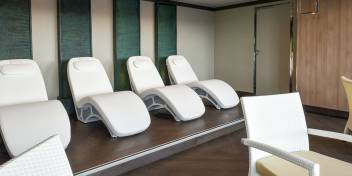 世界航海家号(World Voyager)