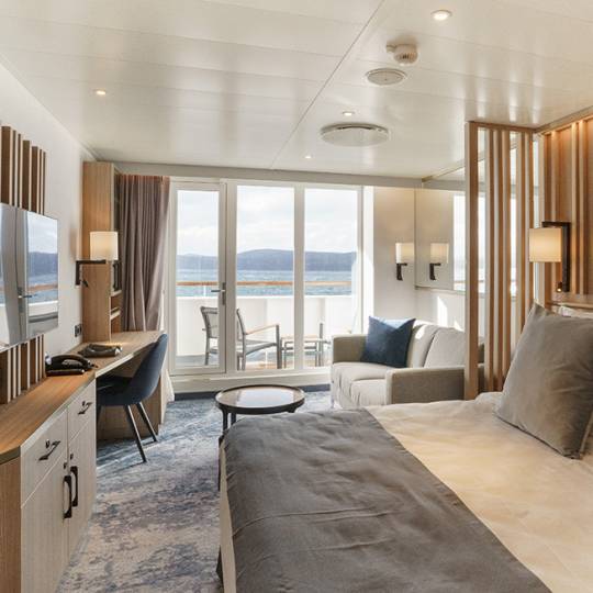 Ultramarine - Balcony Suite