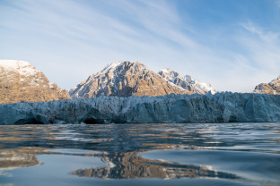 北极三岛：斯匹次卑尔根、格陵兰岛和冰岛