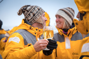 直升机探秘南极：南极半岛及穿越南极圈