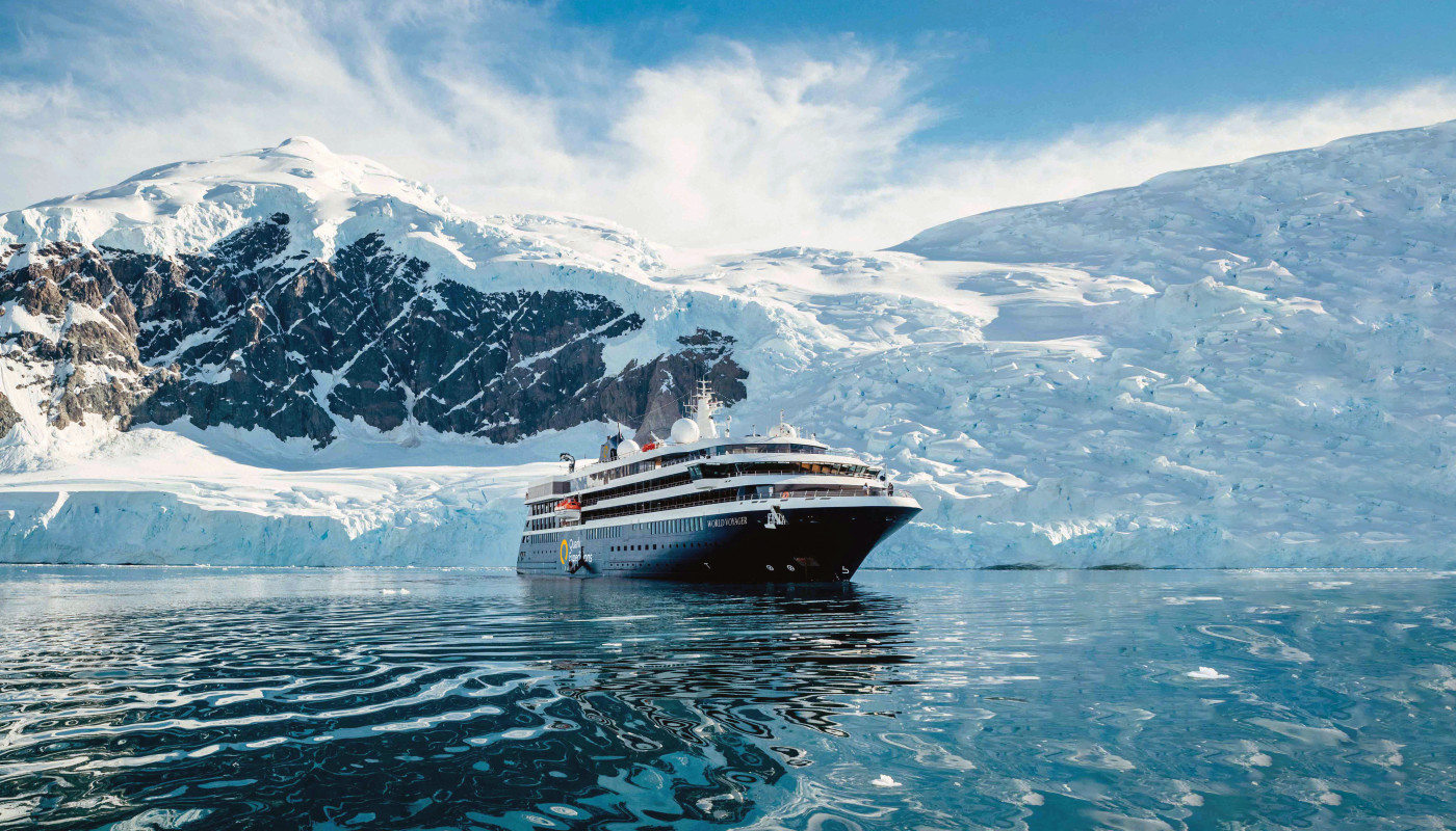 船只一览 (Ships at a Glance)