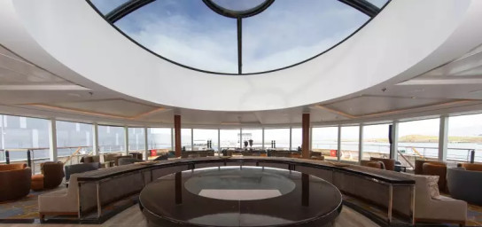 世界探索号 (World Explorer)