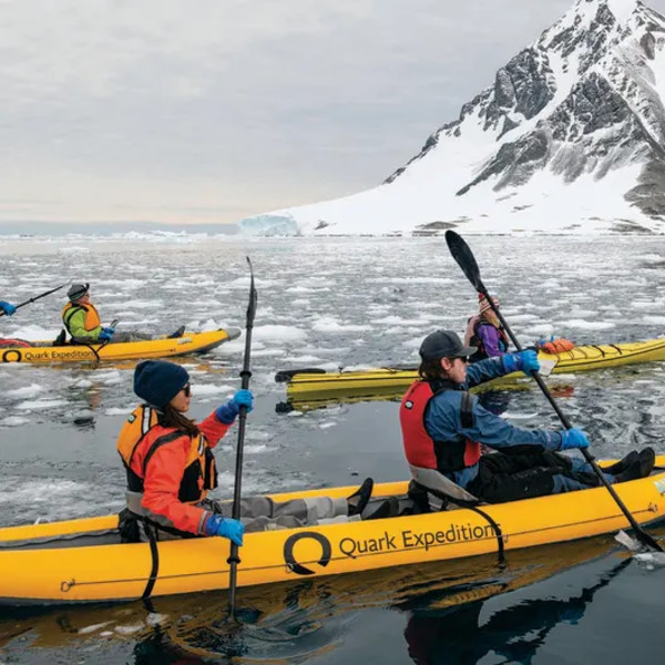 平台式独木舟 (Paddling Excursion)